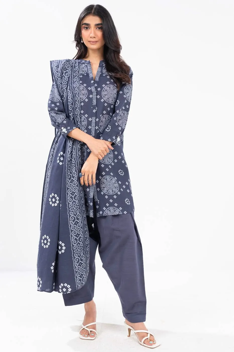 3 Piece Printed Khaddar Suit With Light Khaddar Dupatta