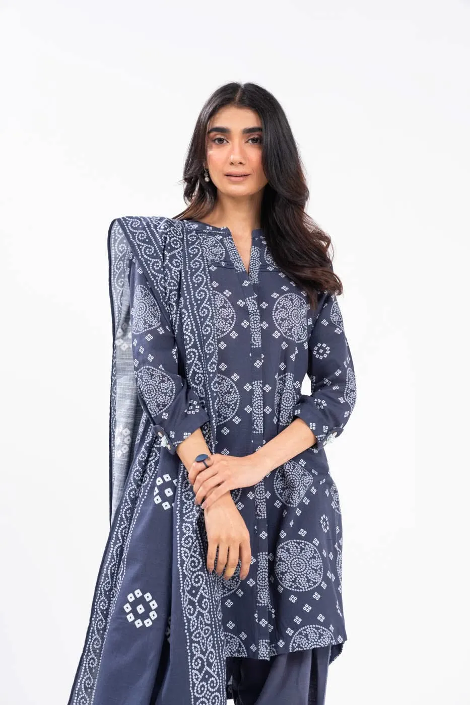 3 Piece Printed Khaddar Suit With Light Khaddar Dupatta