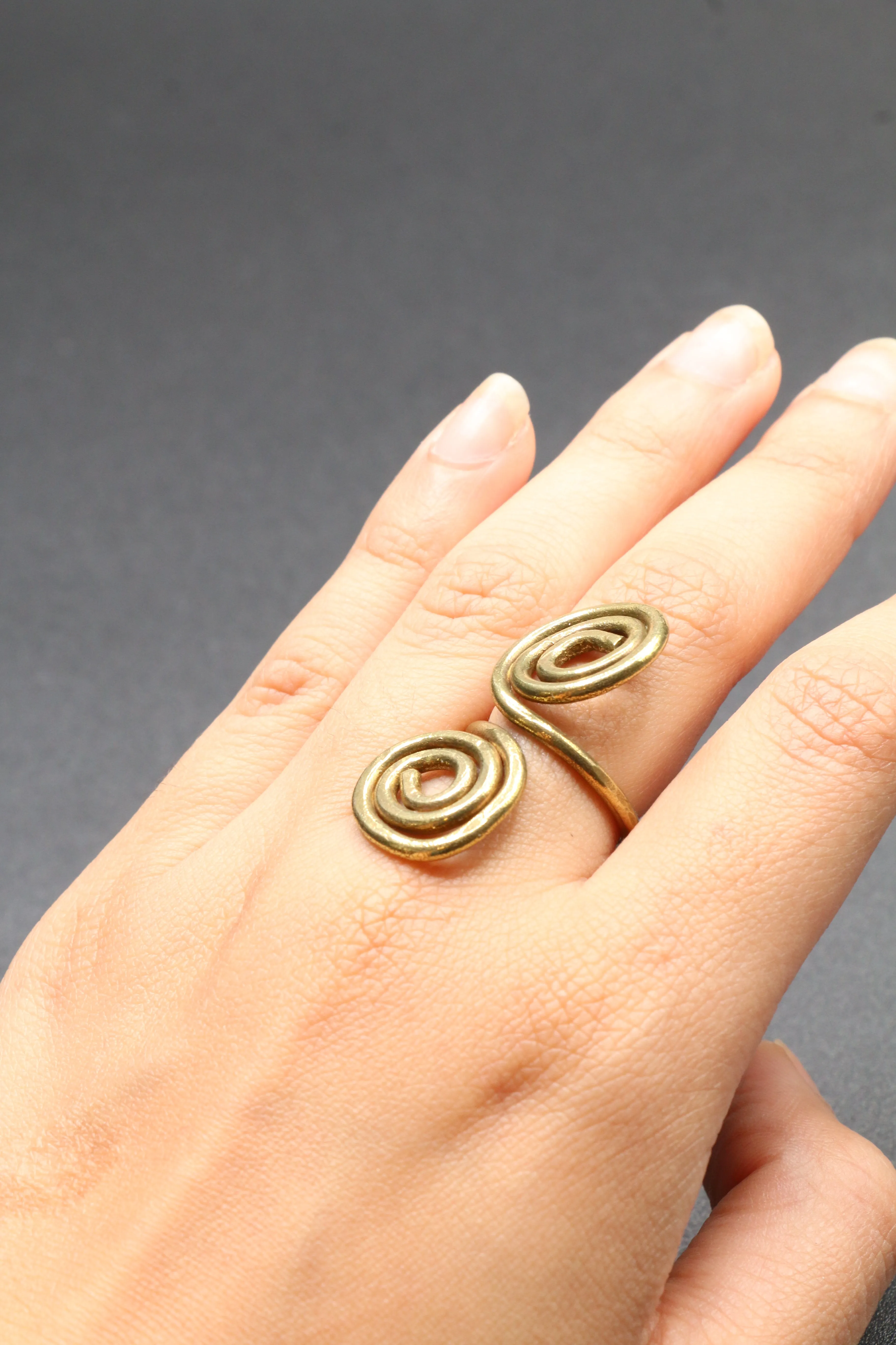 Adjustable Spiral Ring