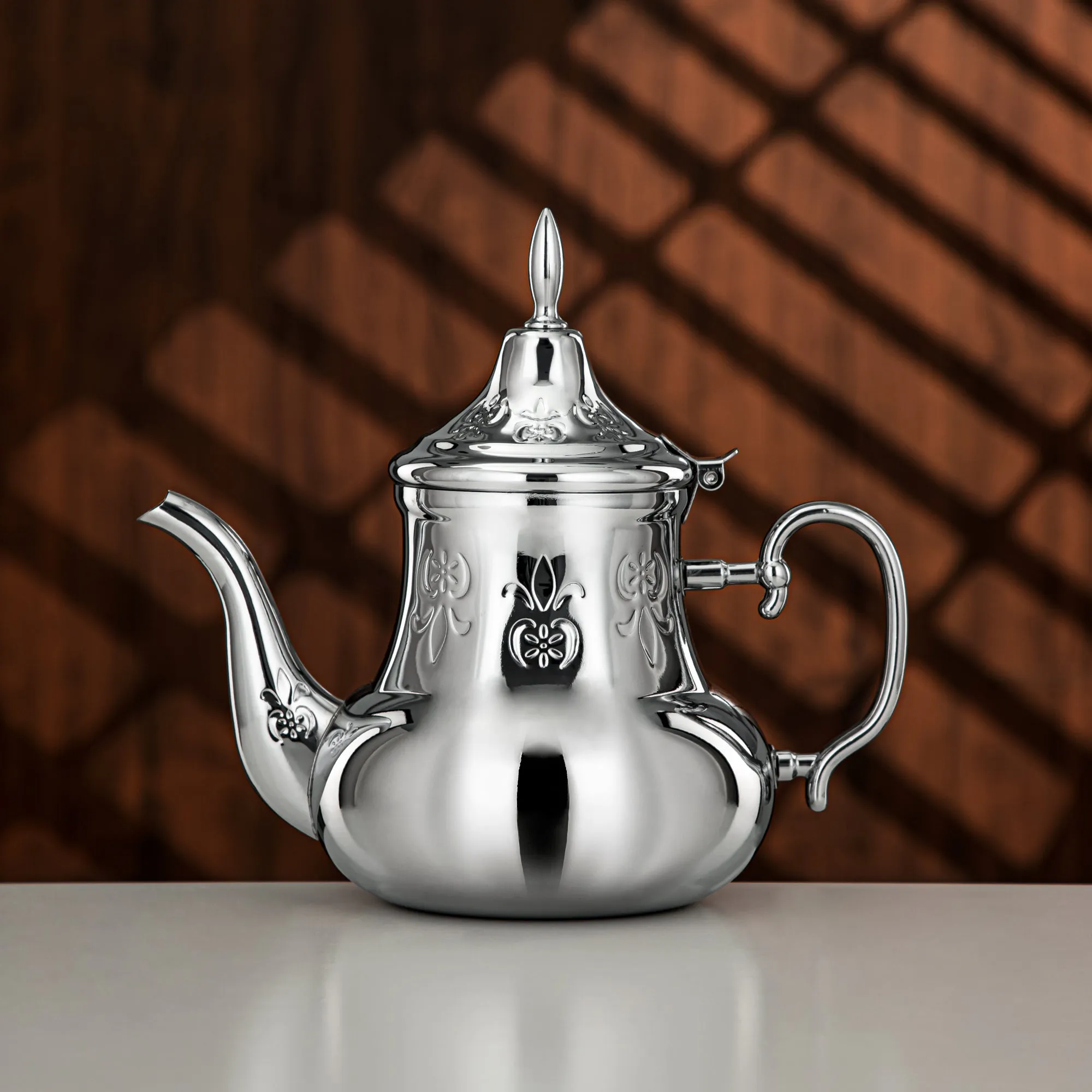 Almarjan 1.6 Liter Sahara Collection Stainless Steel Teapot Silver - STS0013180