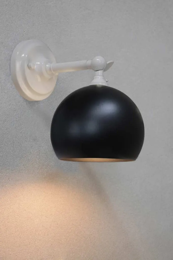 Bulb Wall Light