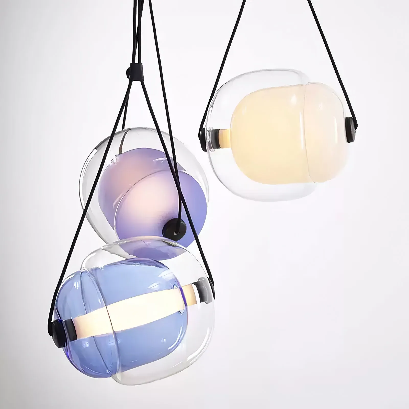 Capsula Pendant Light