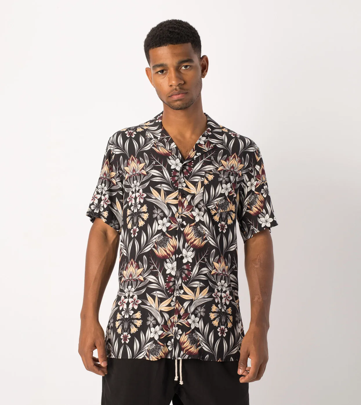 Exotic SS Shirt Black