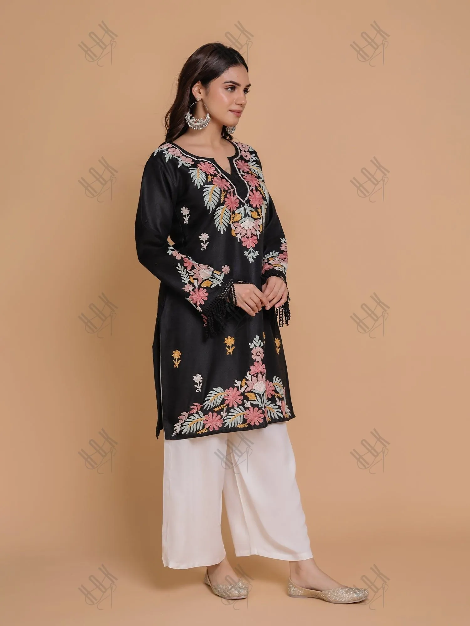 Falak Kashmiri Long Kurta - Black