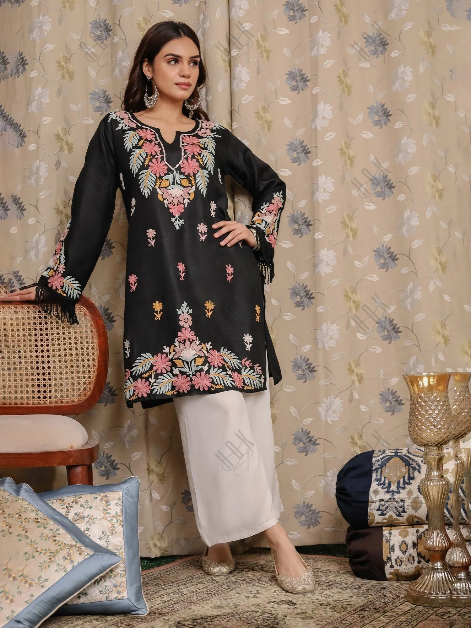 Falak Kashmiri Long Kurta - Black