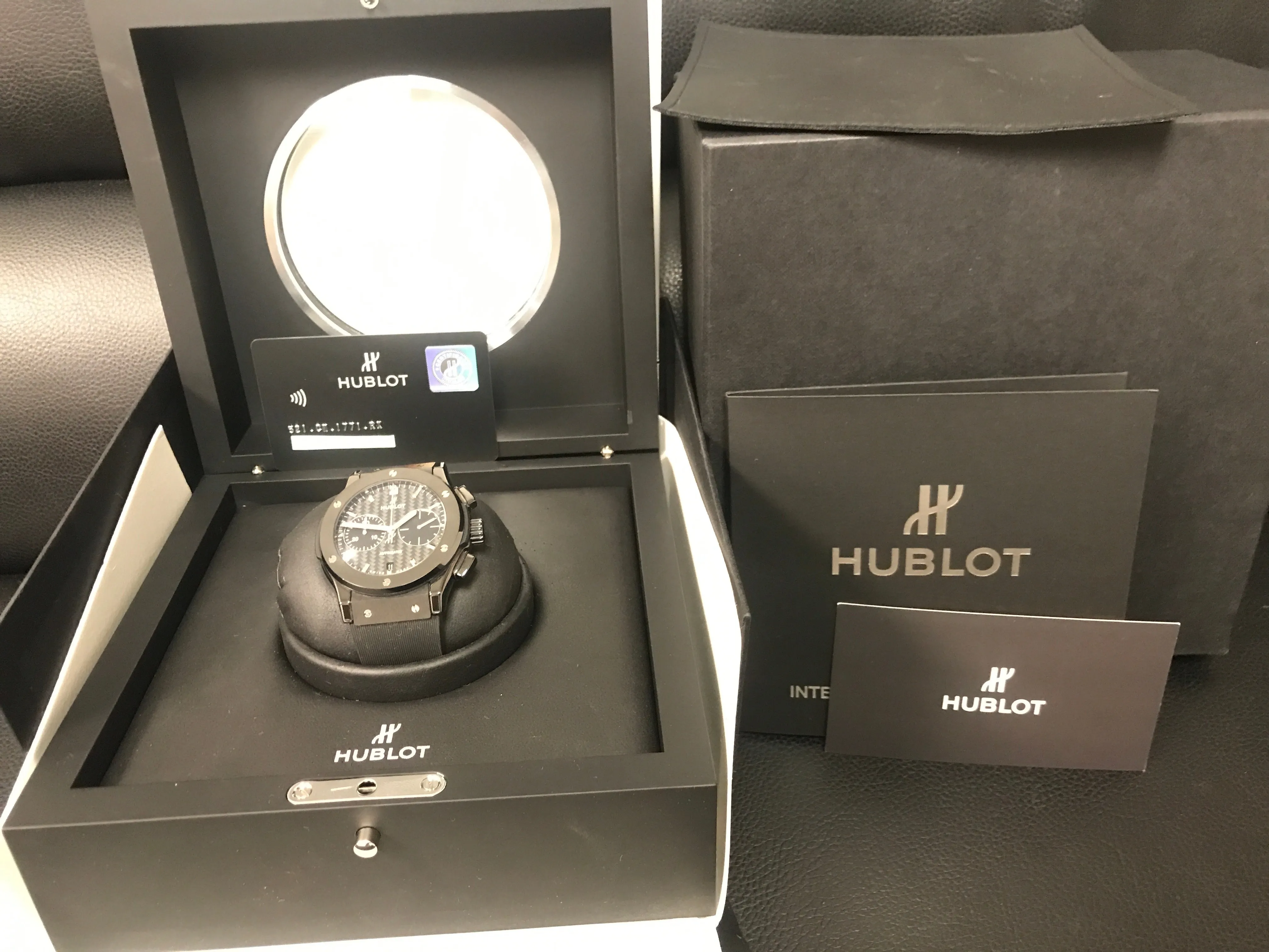 Hublot Classic Fusion Black Magic Chronograph 521.CM.1771.RX Matte black carbon fiber dial Dial Automatic Men's Watch