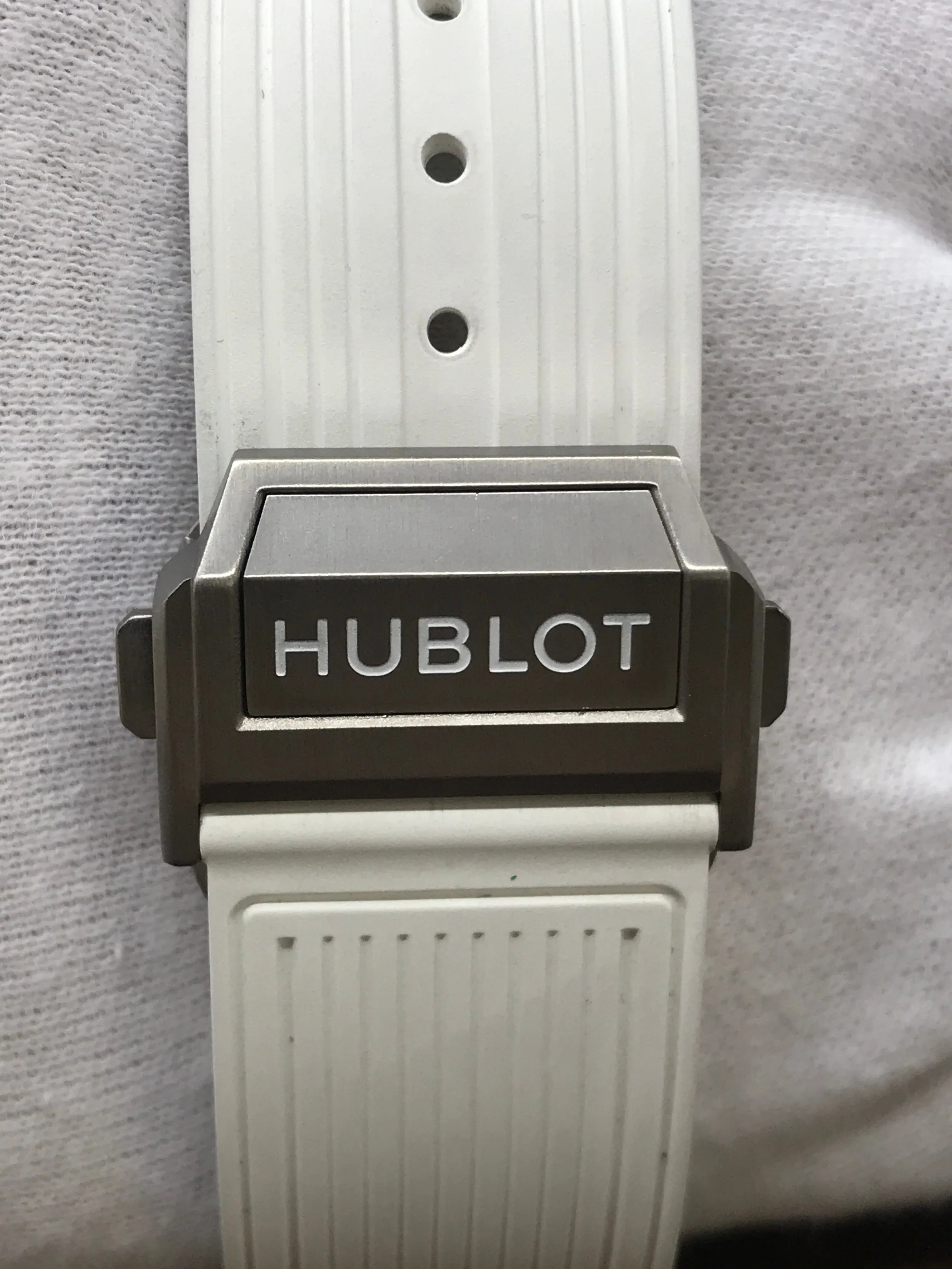 Hublot Spirit of Big Bang Diamond 642.NE.2010.RW.1604 Skeleton Dial Automatic Men's Watch