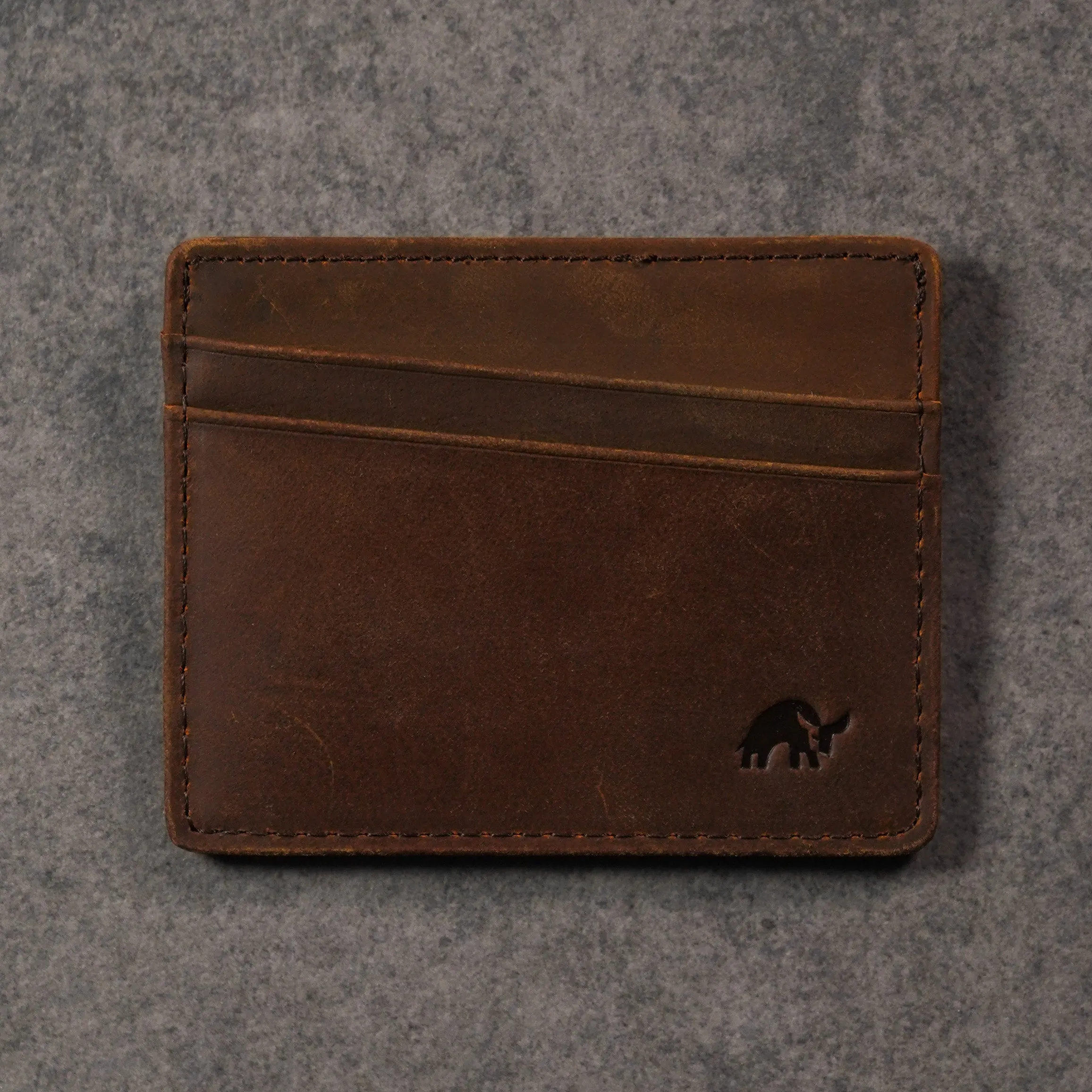 The Card Holder - Terra